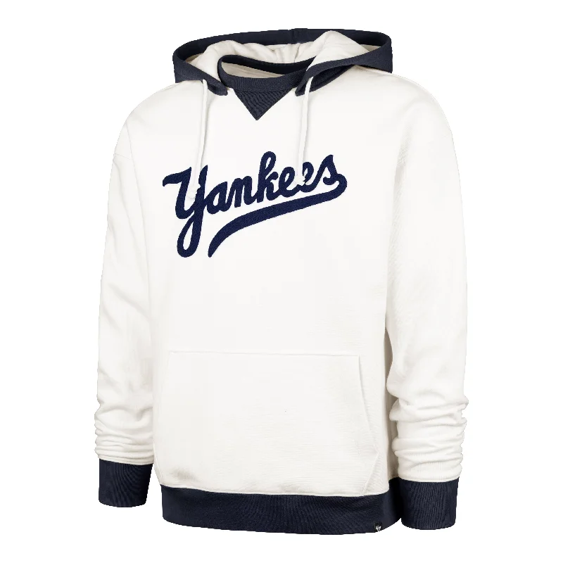 V - neck men sweatshirt for a unique look NEW YORK YANKEES COOPERSTOWN WORDMARK '47 ORIGINAL HOOD V - neck men sweatshirt for a unique look NEW YORK YANKEES COOPERSTOWN WORDMARK '47 ORIGINAL HOOD