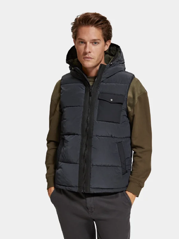 Hooded quilted bodywarmer