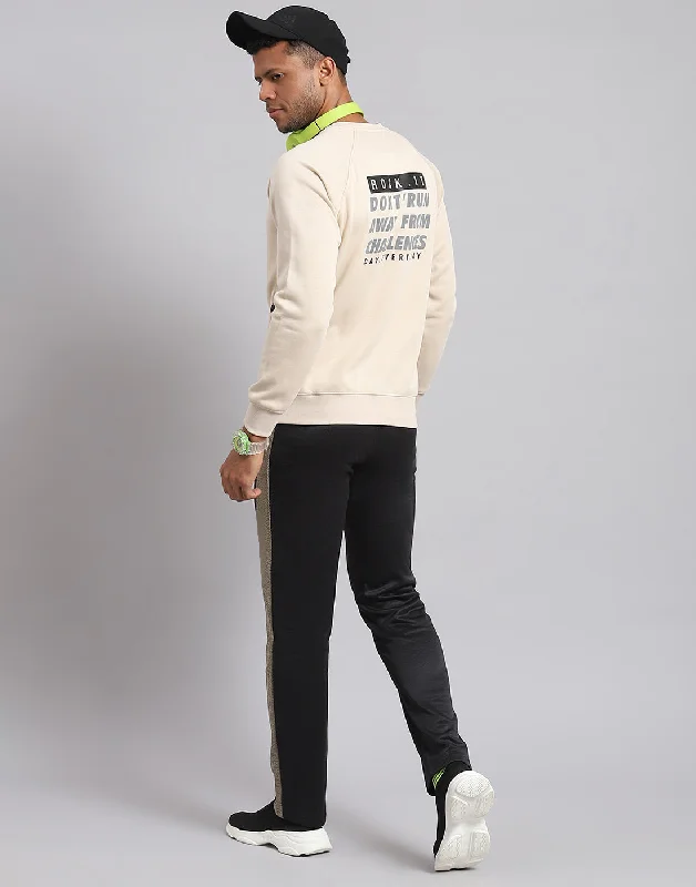 Men Cream Solid Round Neck Full Sleeve Sweatshirt